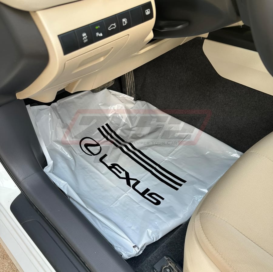 اكياس دعاسات بشعار لكزس للسواق والراكب