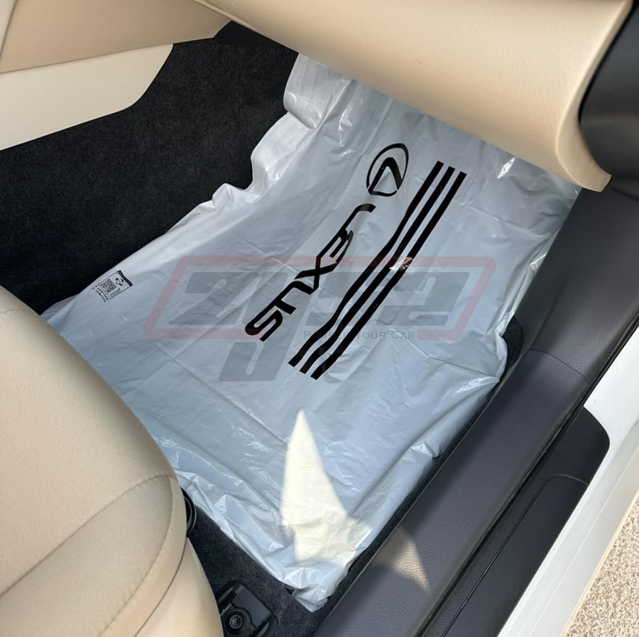 اكياس دعاسات بشعار لكزس للسواق والراكب