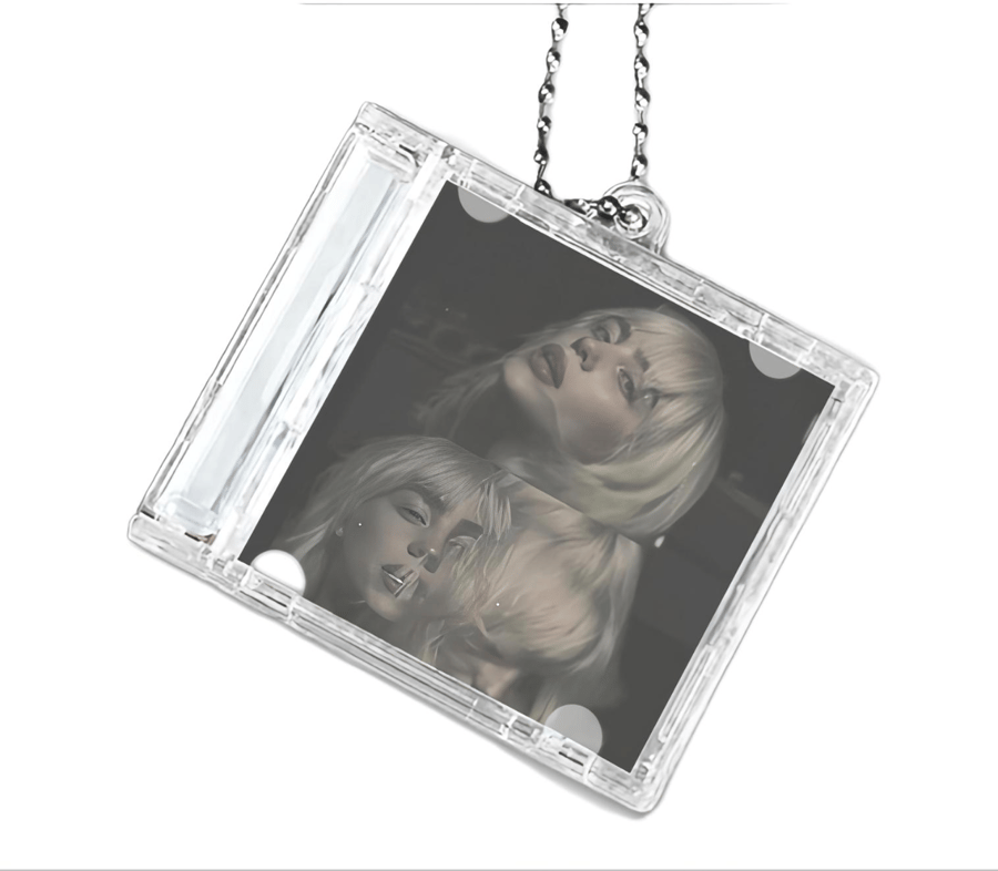ميدالية Billie Elish مع رابط
