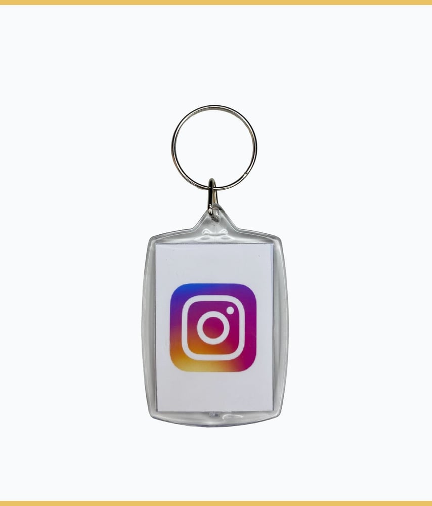 ميدالية مفتاح Insta مع رابط