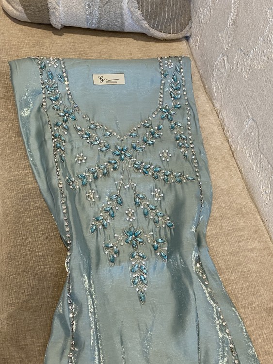 مخور هناي 2بدون تفصيل حرير شيمر مرصع سوارفسكي