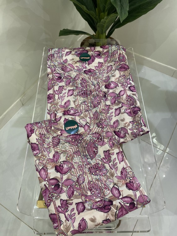 طقم الام وبنتها