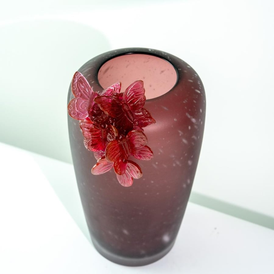 فازة بتصميم فراشات - Butterfly Crystal Vase