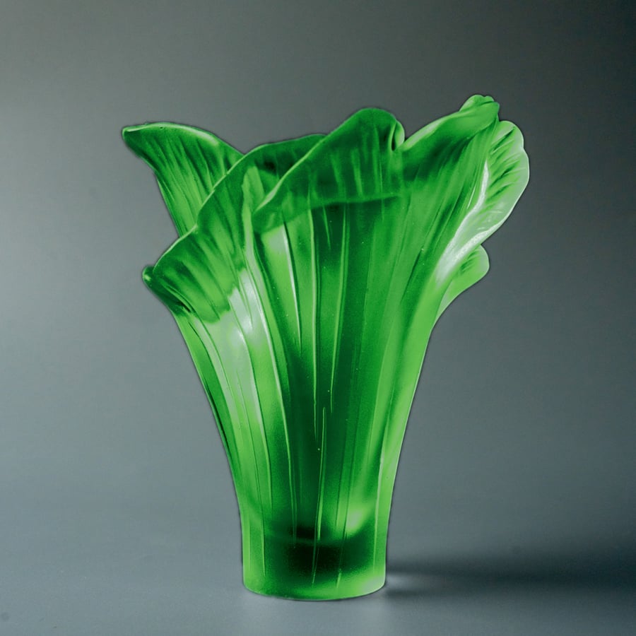 فازة كرستال صغيرة (أخضر) -Small Crystal Vase (Green)