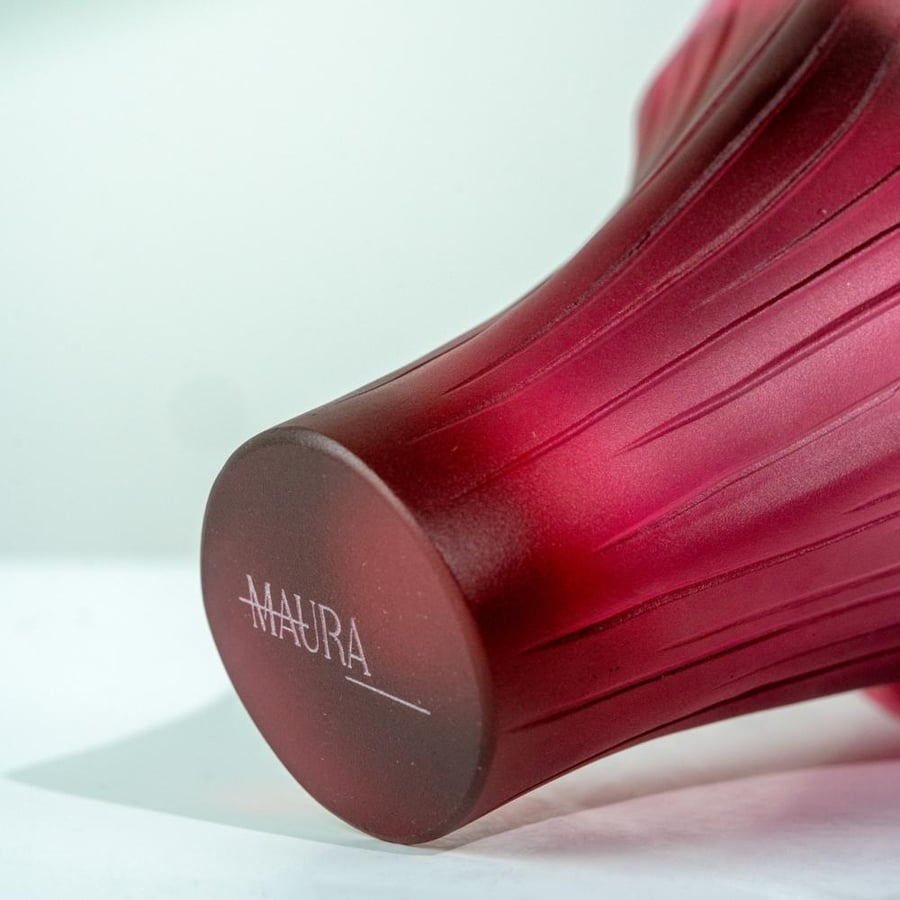 فازة كرستال صغيرة (أحمر) - Small Crystal Vase (Red)