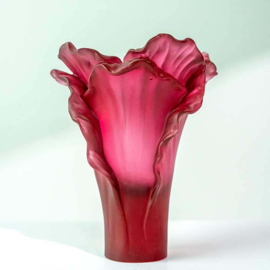فازة كرستال صغيرة (أحمر) - Small Crystal Vase (Red)