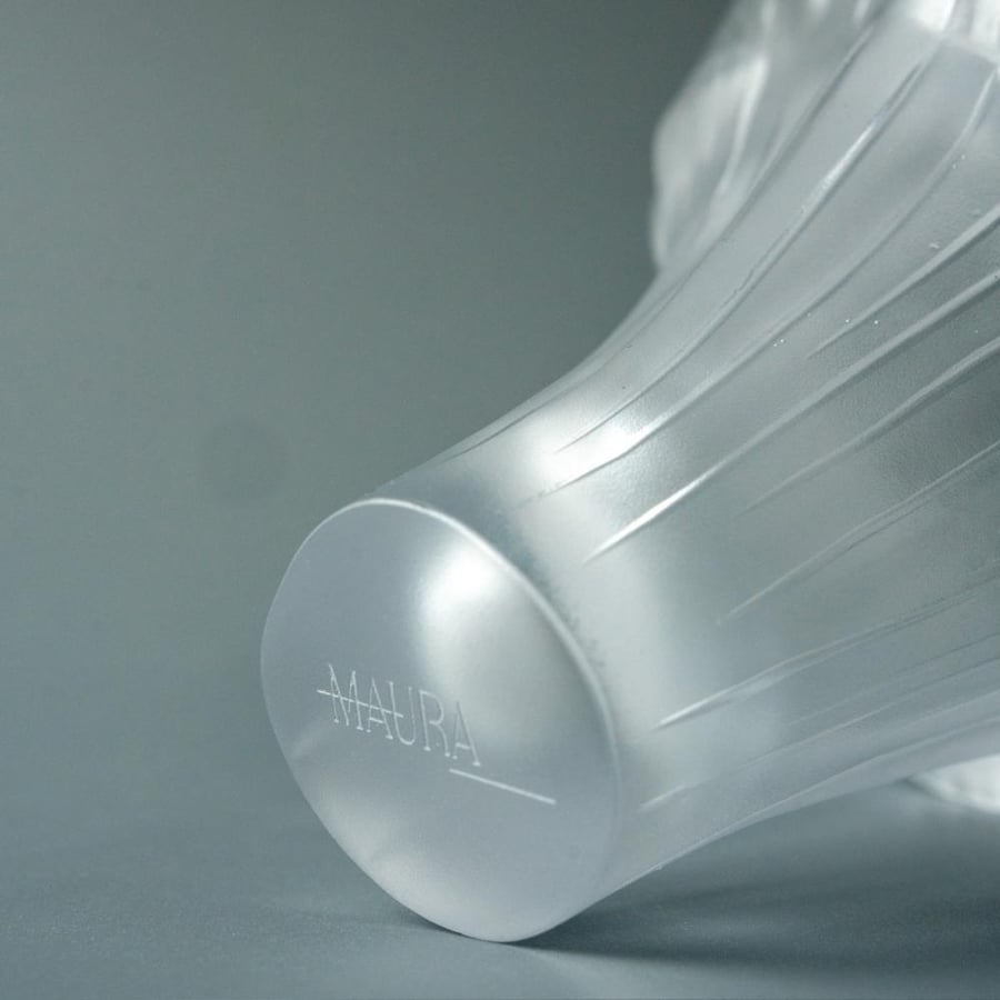 فازة كرستال صغيرة (أبيض) - Small Crystal Vase (White)