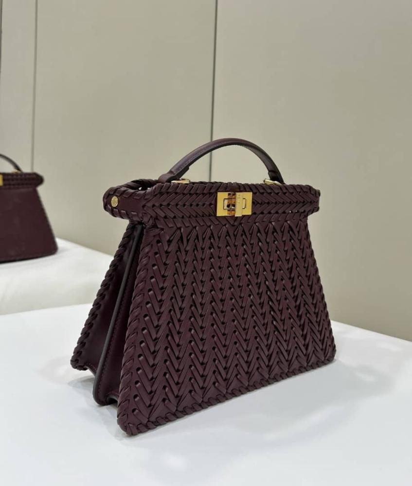 فندي Peekaboo مقاس 27cm