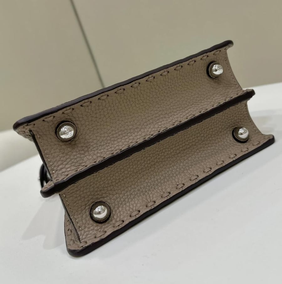 فندي مقاس 20cm