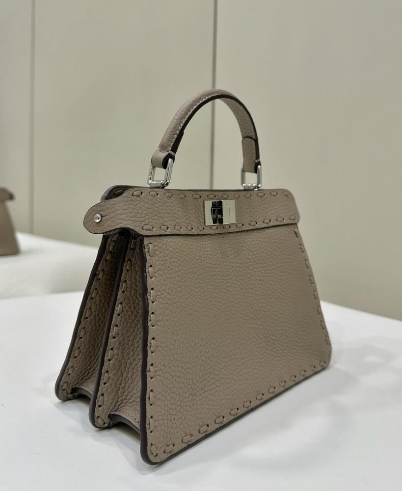فندي مقاس 20cm