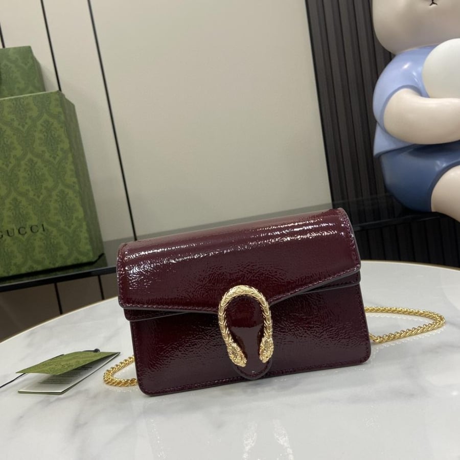 قوتشي ديونيسوس مقاس 16.5cm.