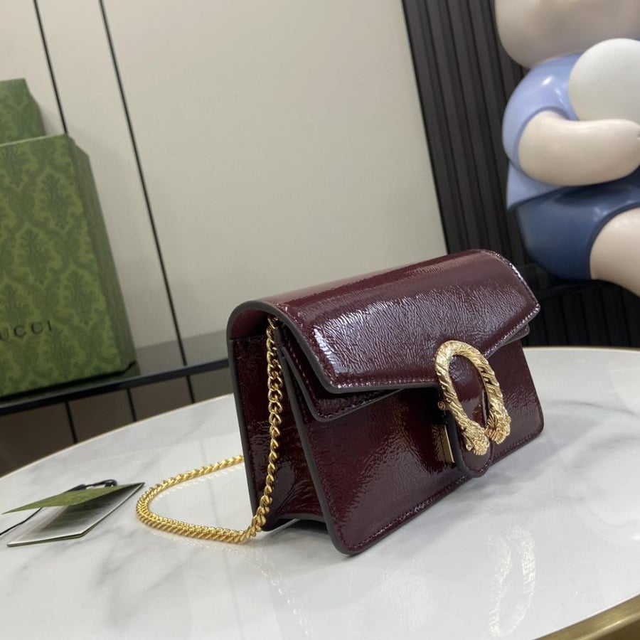قوتشي ديونيسوس مقاس 16.5cm.