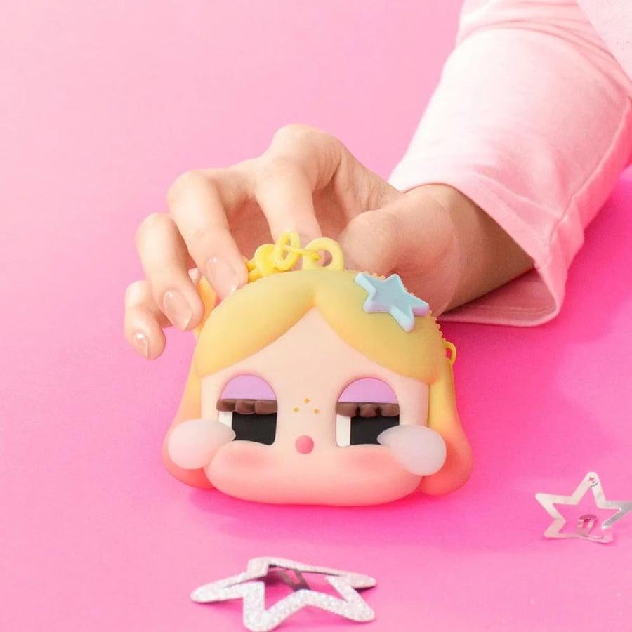كراي بيبي شايني شايني الشقراء (شنطة سماعات) - (Crybaby Shiny Shiny Gold (Earphone Case