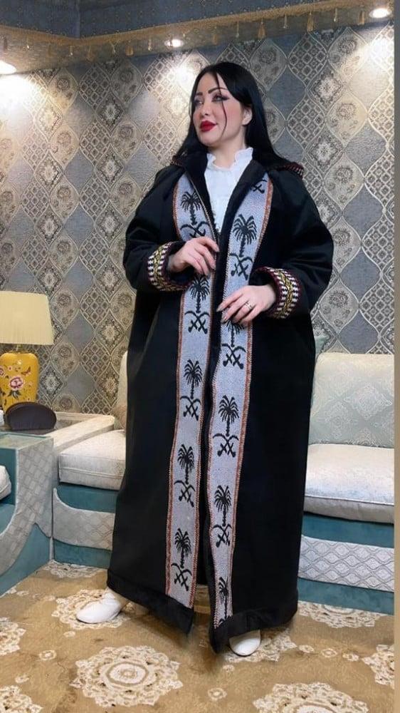 فروة نسائية شتوية مبطنة بفرو | FRW-04