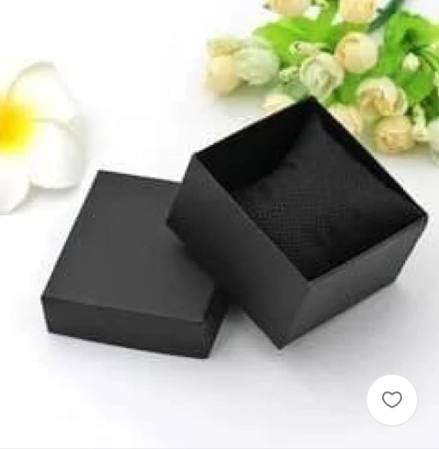 ساعه فندي نسائيه درجه اولى
