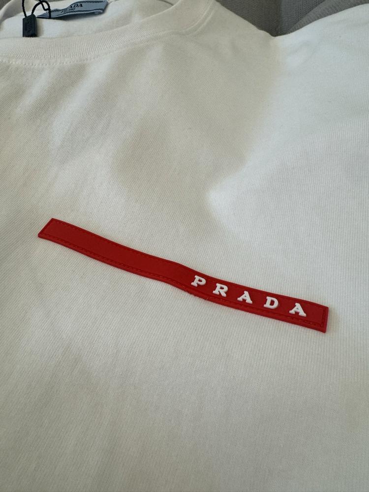 PRADA T-SHIRTS