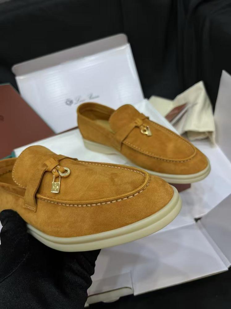 LORO PIANA
