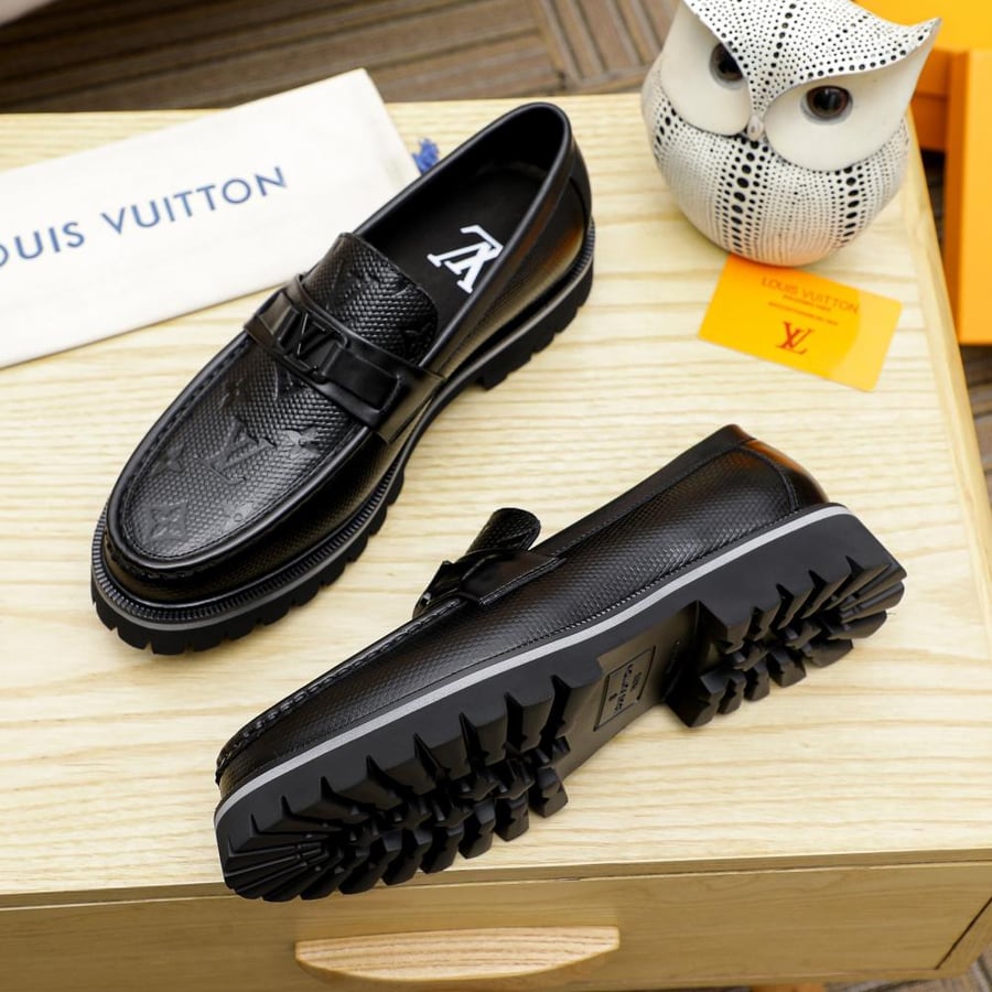 LOUIS VUITTON SHOES