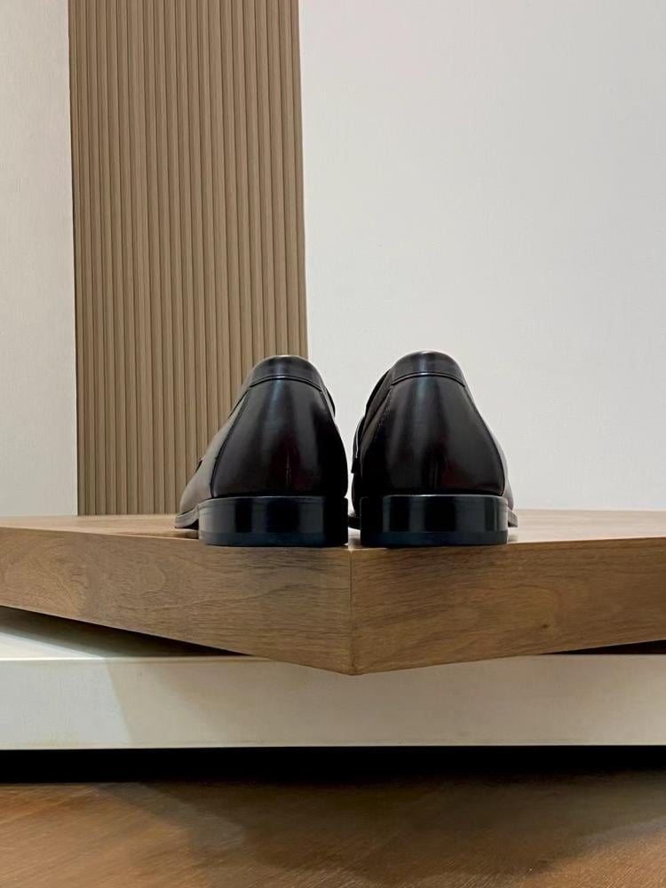 LOUIS VUITTON SHOES