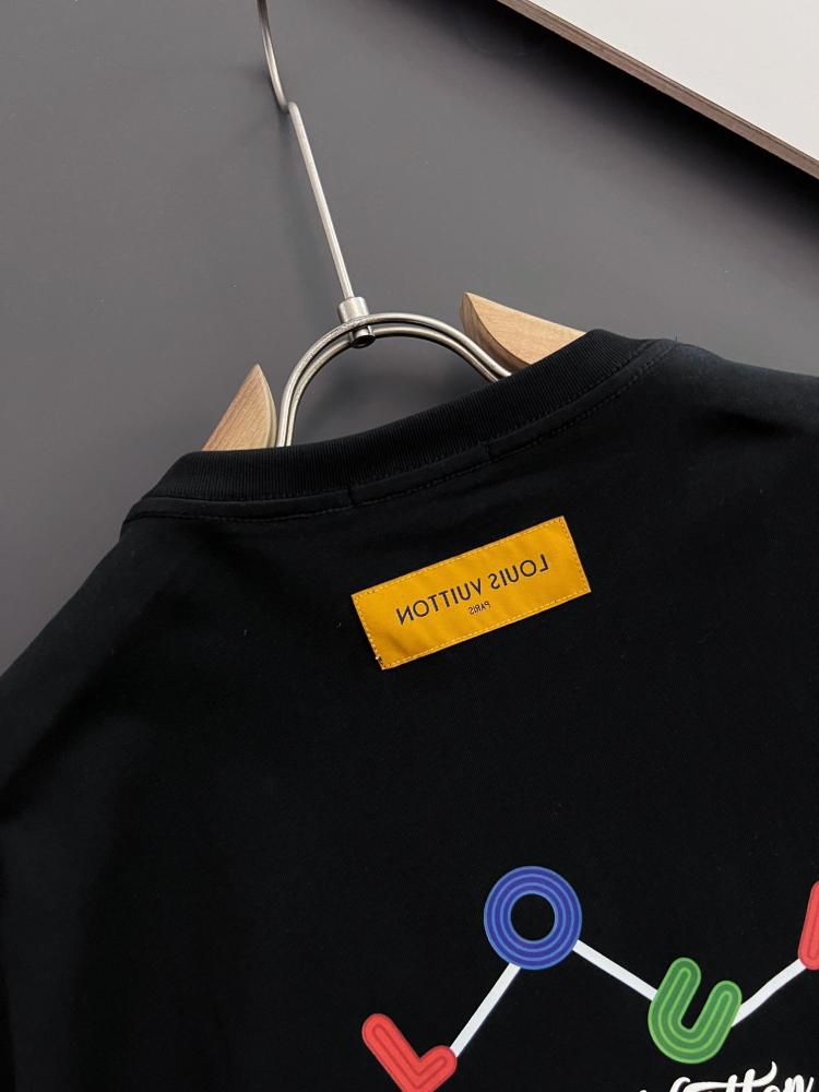 LOUIS VUITTON T-SHIRTS