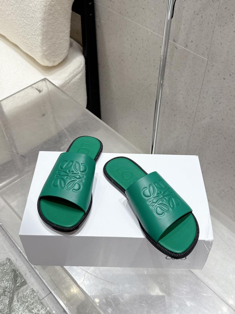 LOEWE SLIDES