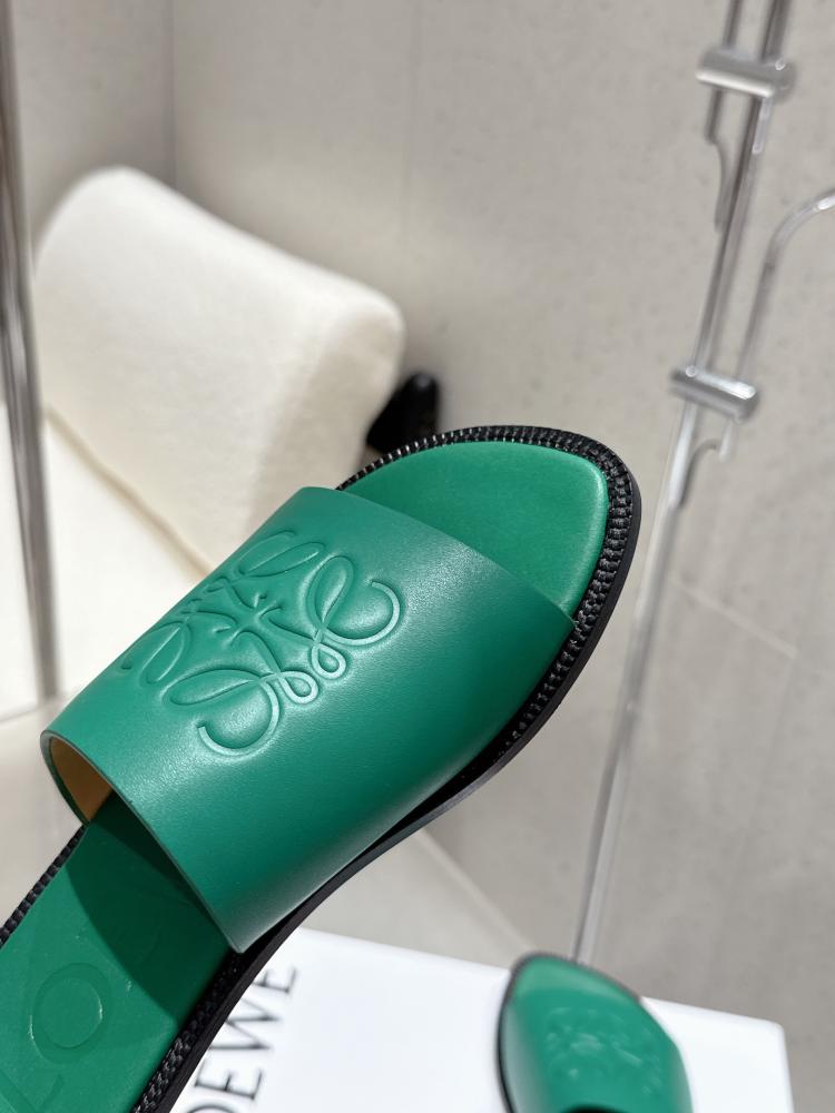 LOEWE SLIDES