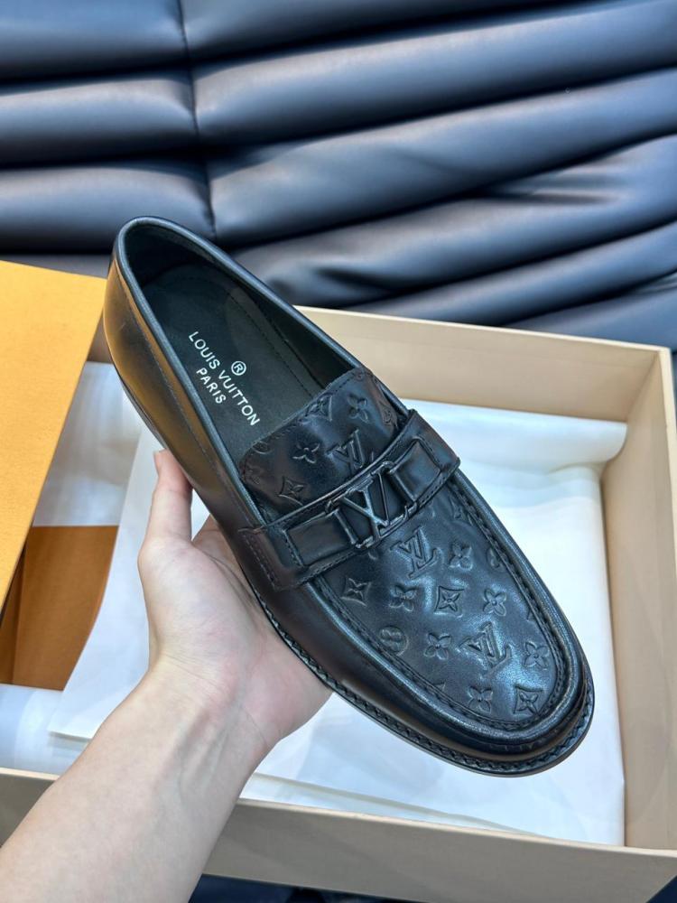 LOUIS VUITTON SHOES
