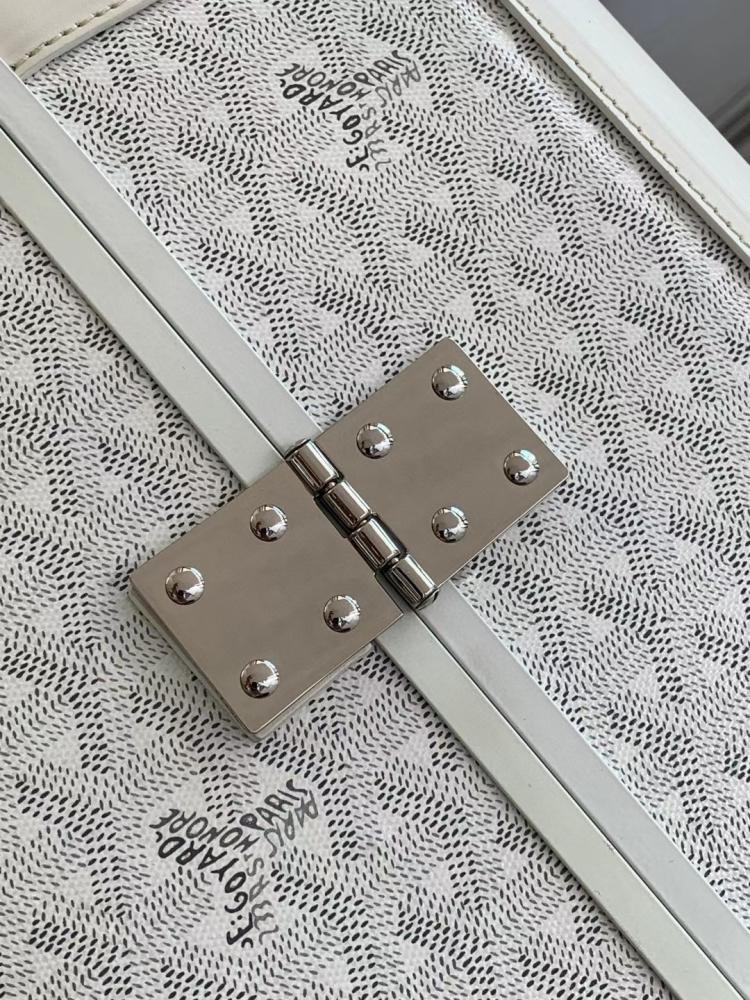 LUGGAGE BAG