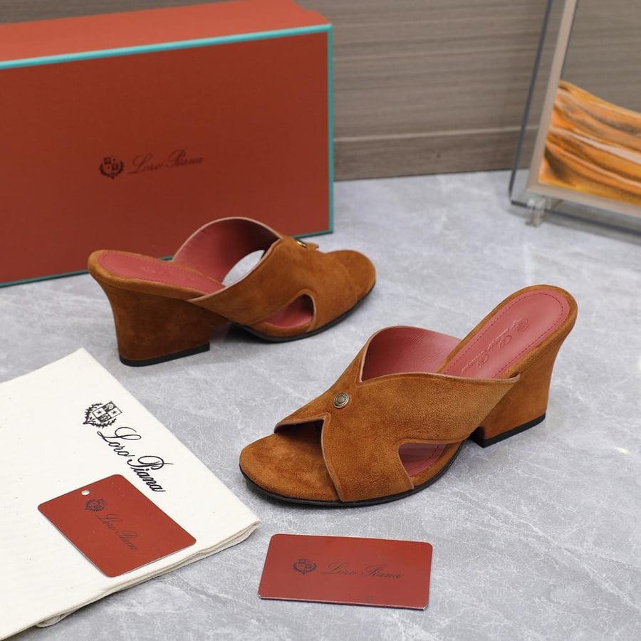 LORO PIANA