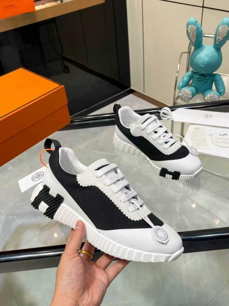 HEMRES SHOES