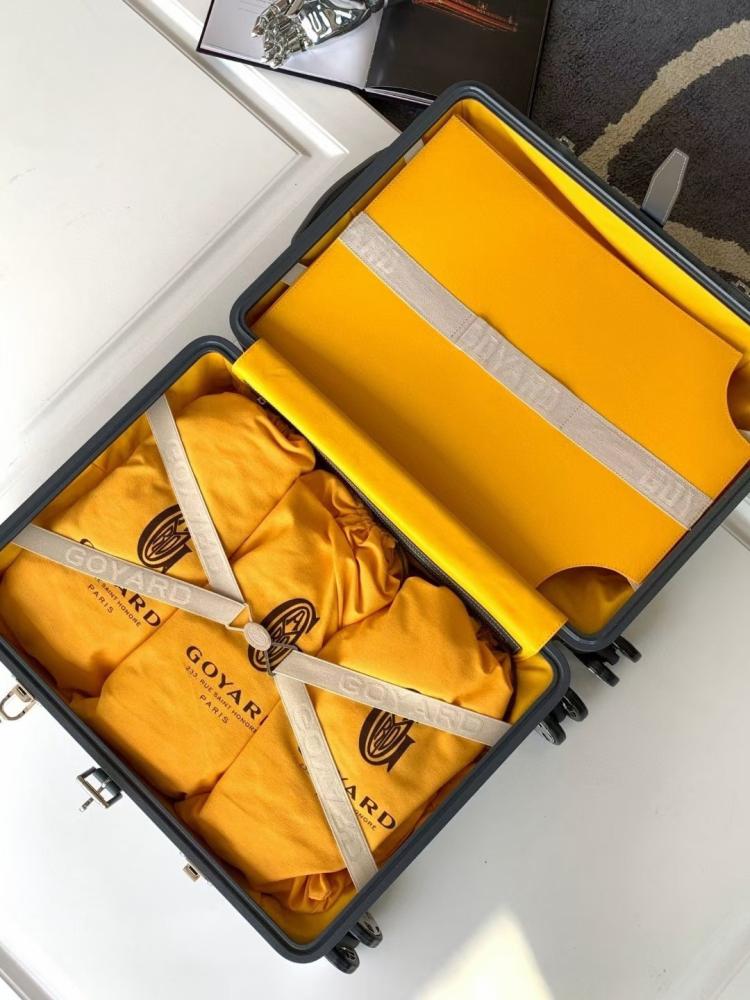 LUGGAGE BAG
