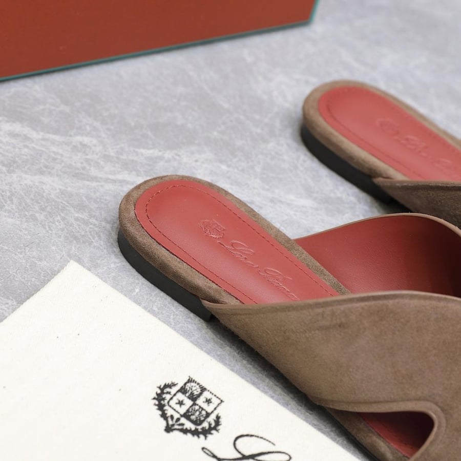 LORO PIANA