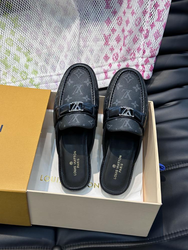 LOUIS VUITTON SLIDES