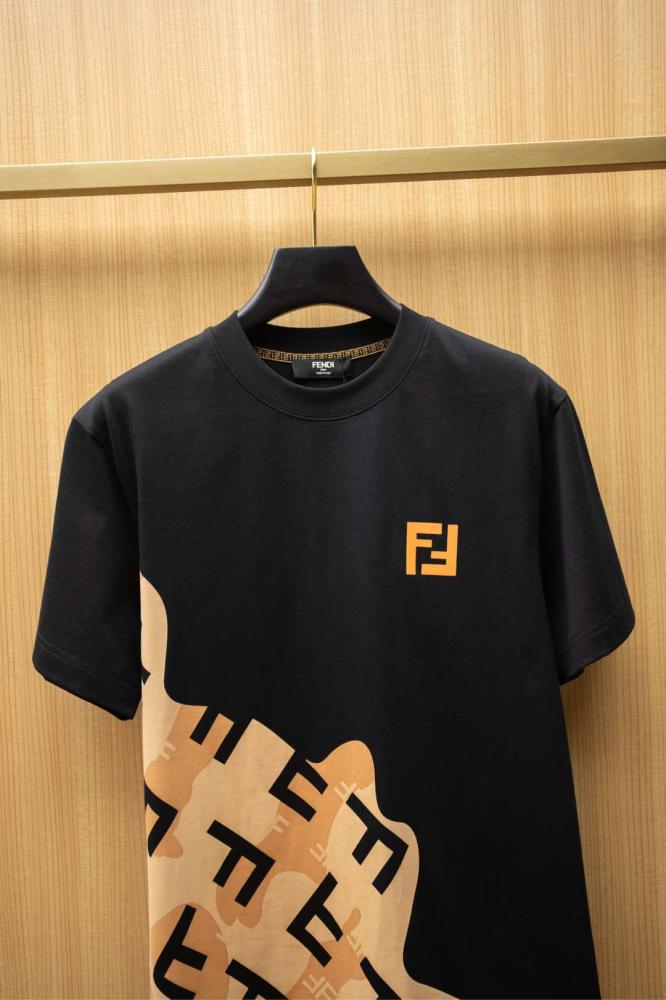 FENDI T-SHIRTS