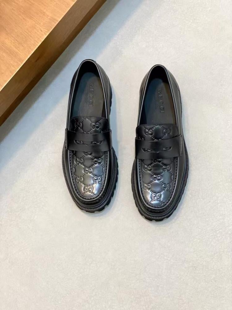 CUCCI SHOES