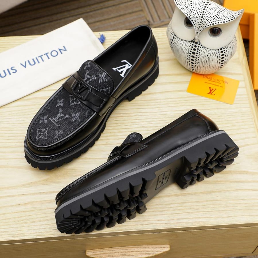 LOUIS VUITTON SHOES