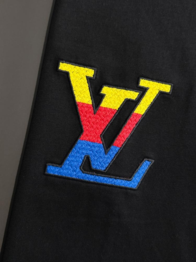 LOUIS VUITTON T-SHIRTS
