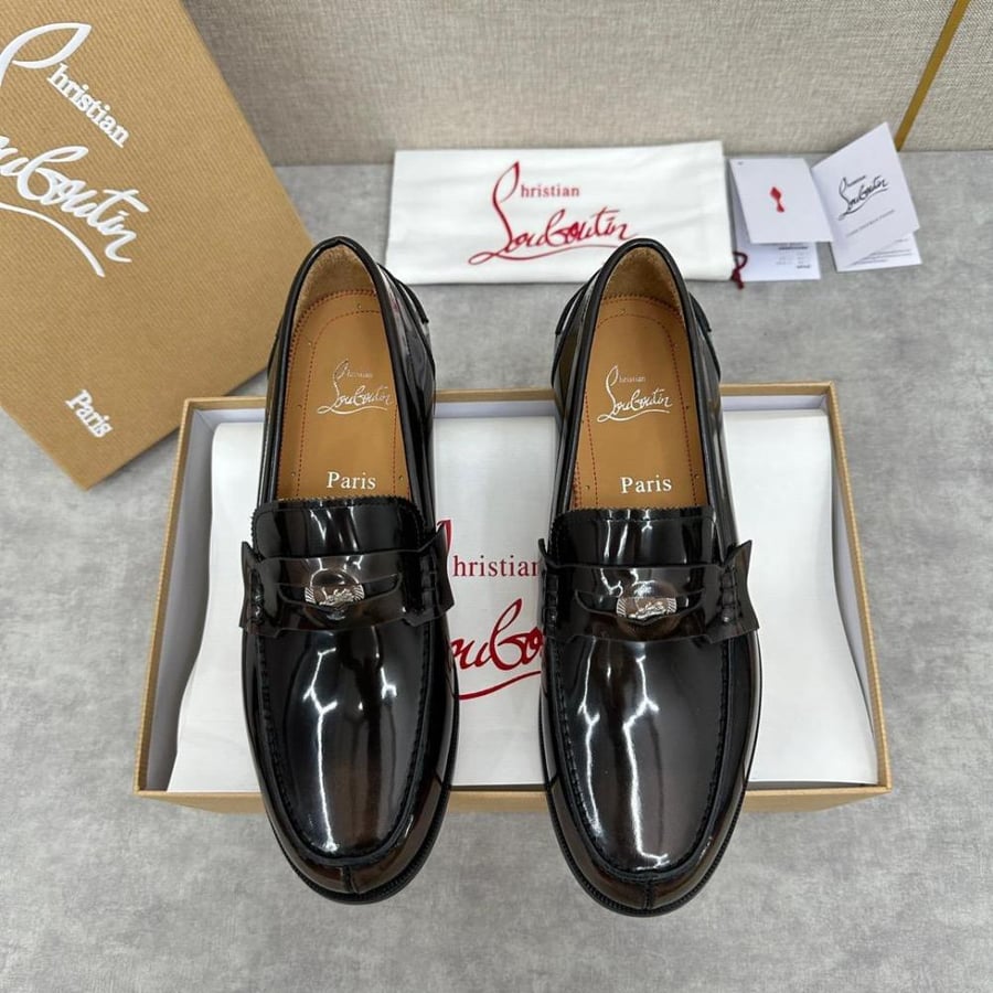 CHRISTIAN LOUBOUTIN