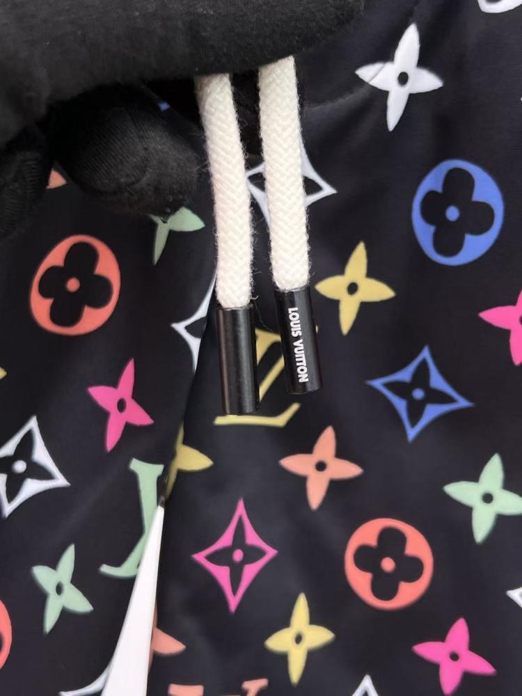 LOUIS VUITTON SHORTS