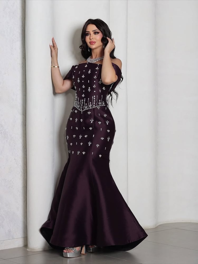 فستان سهرة بنفسجي ملكي