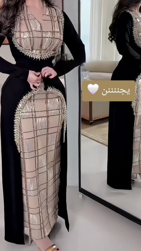 فستان سهرة باللون الأسود الذهبي