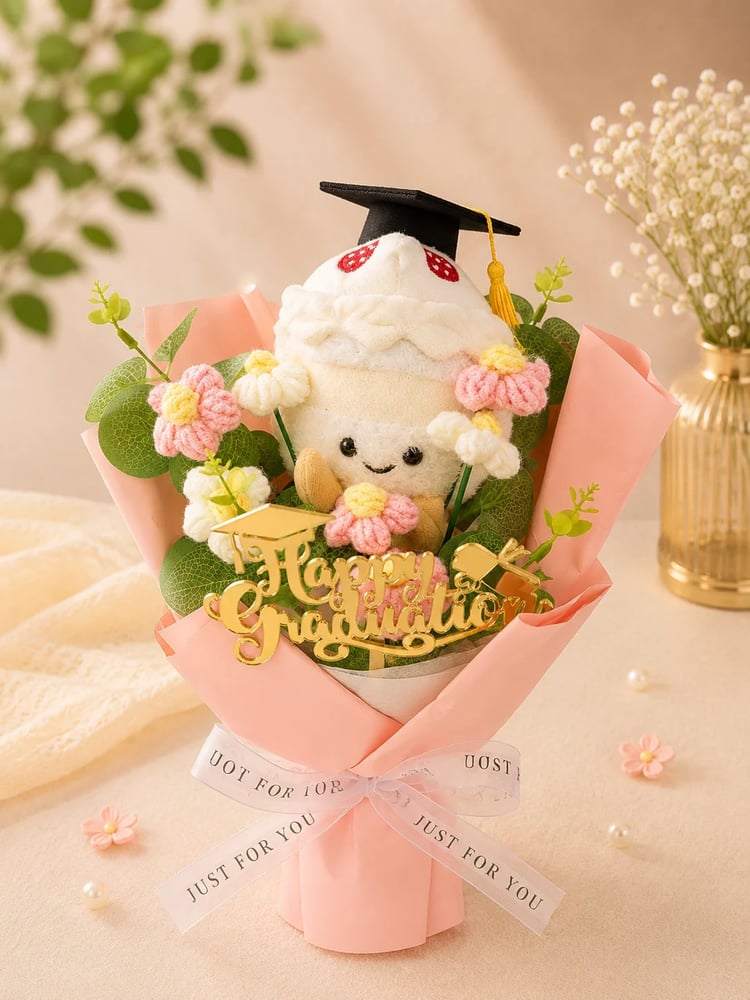 بوكيه فانيلا كيك التخرج - Vanilla Cake Graduation Bouquet