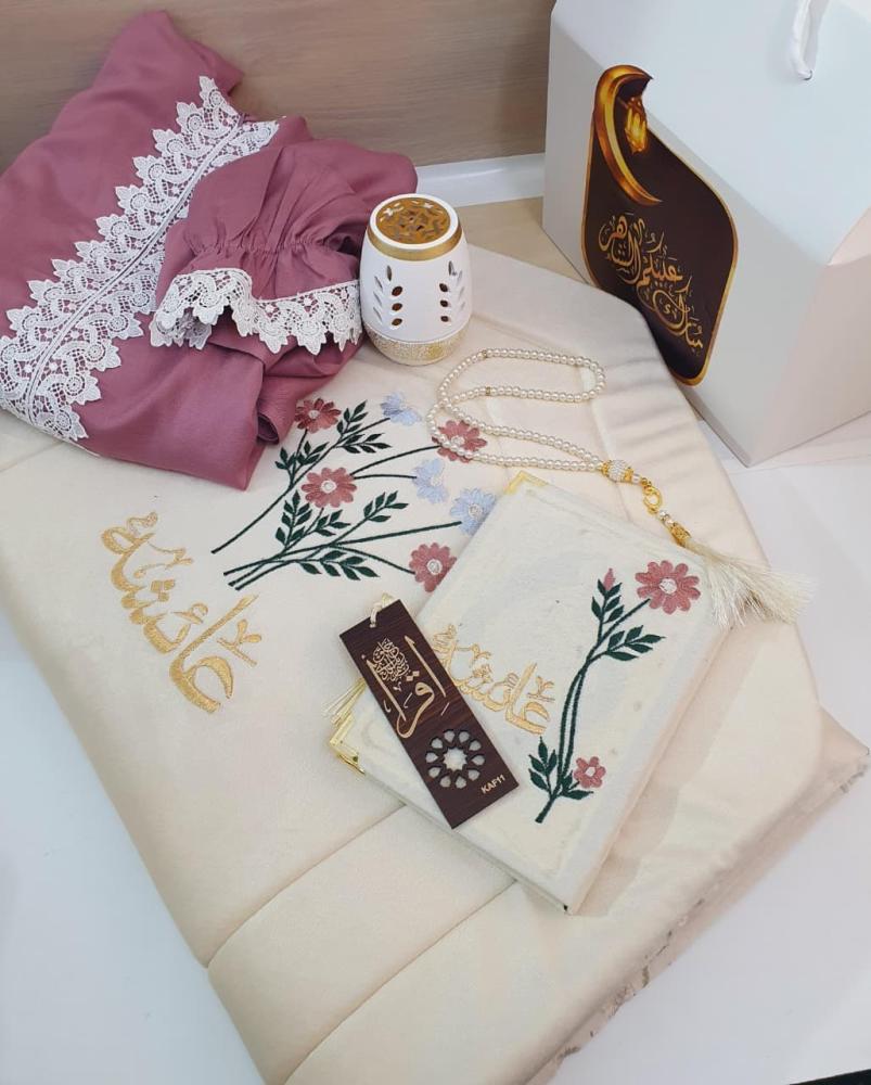 أطقم صلاة نسائية من متجر فرح
