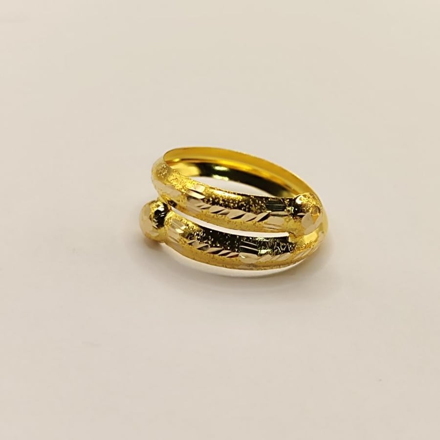 Ring 18k size 7