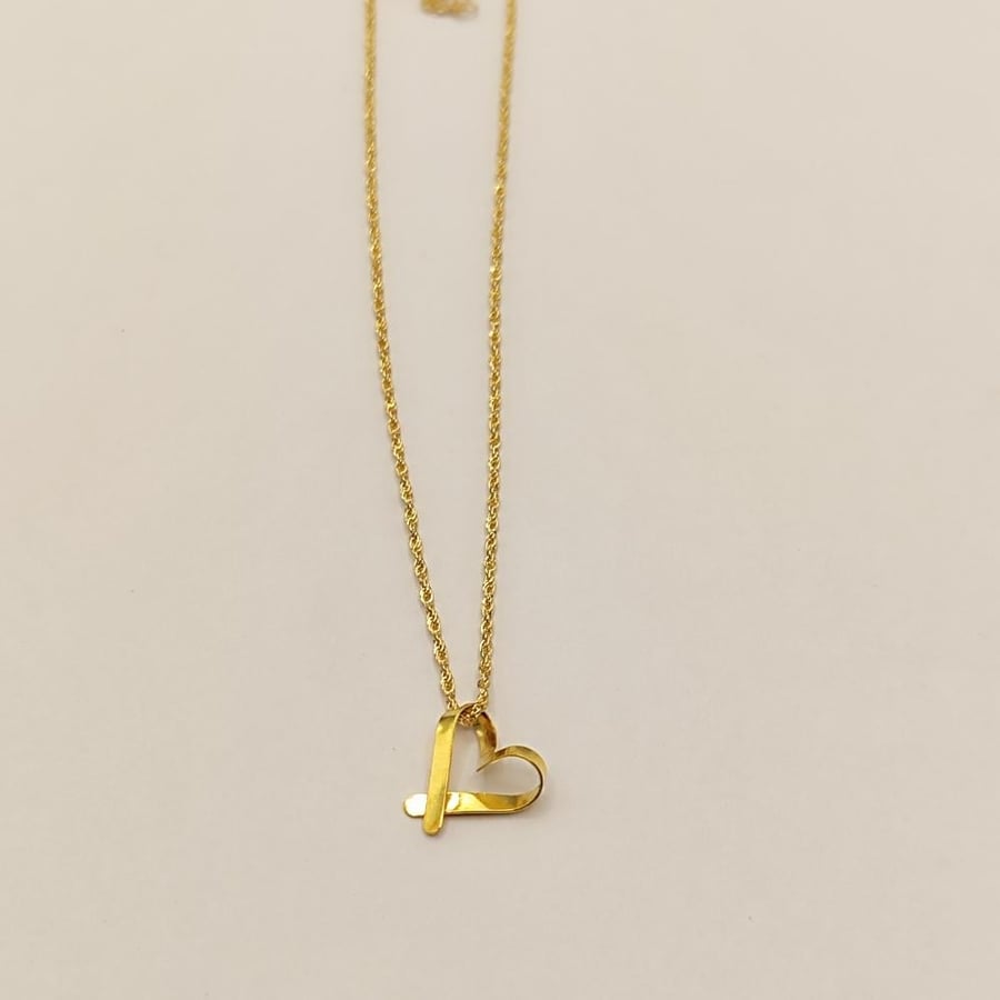 Necklace 18 inches 18k