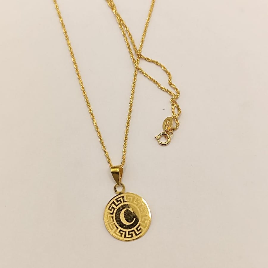 Necklace 18 inches 18k
