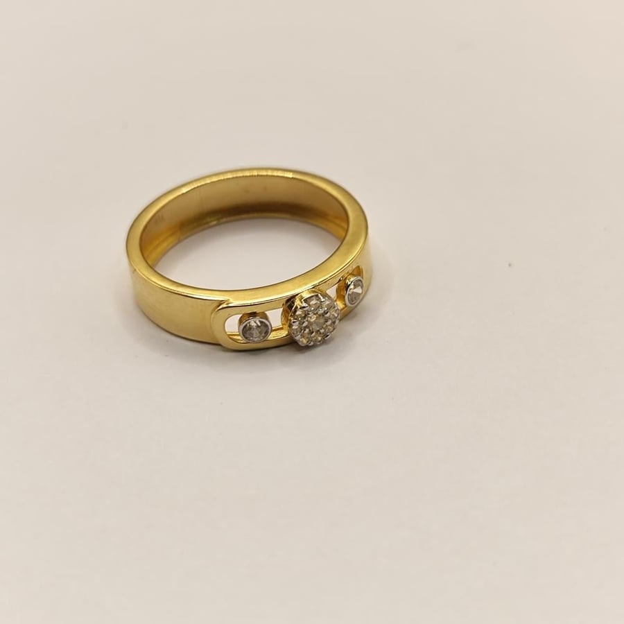 Ring 18k size 5.5