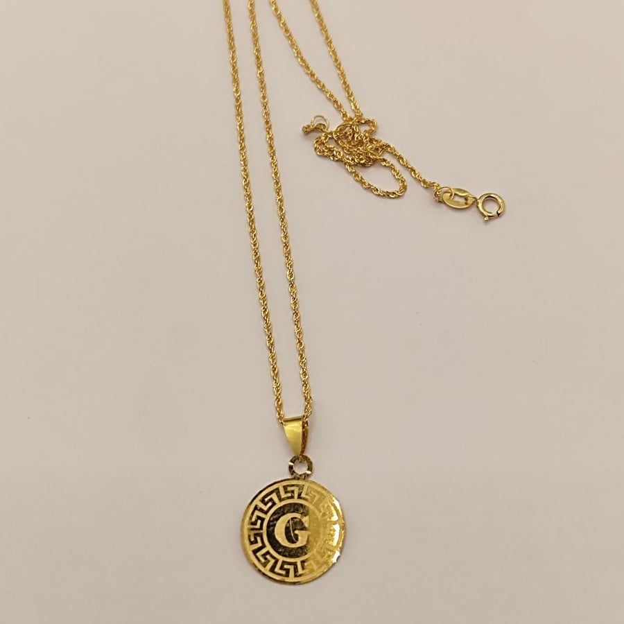 Necklace 18 inches 18k