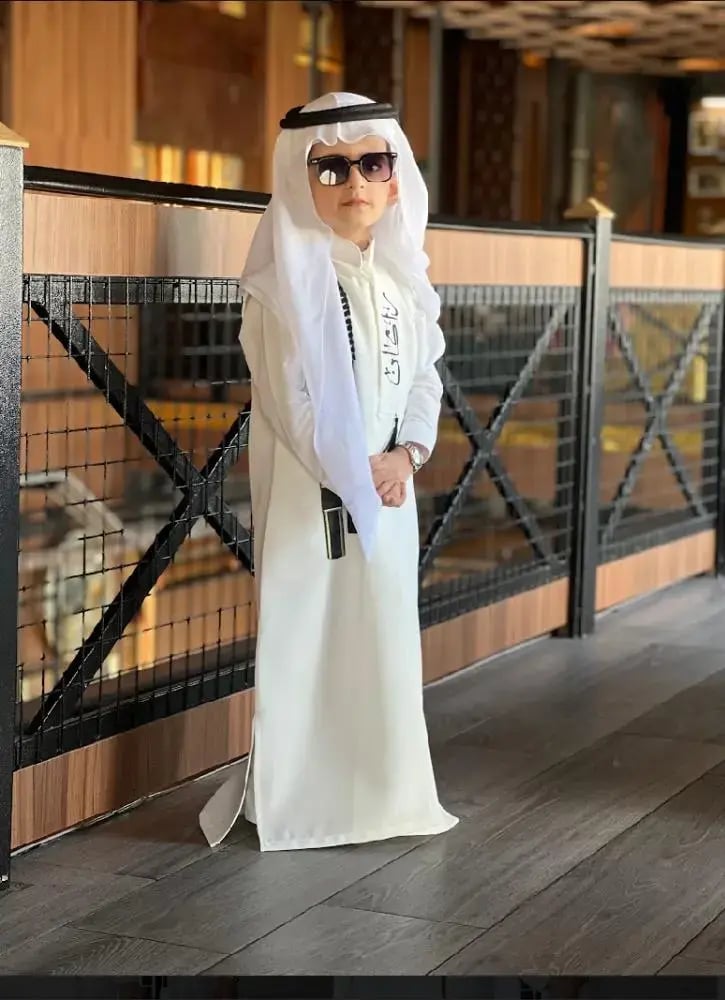 دقله بالاسم أطفال