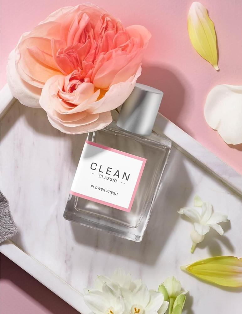 عطر نسائي برائحة الزهور المنعشة60مل